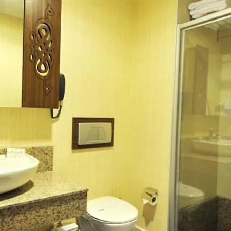 Noxinn Club فندق كوناكلي