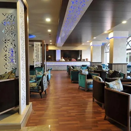 Noxinn Club فندق